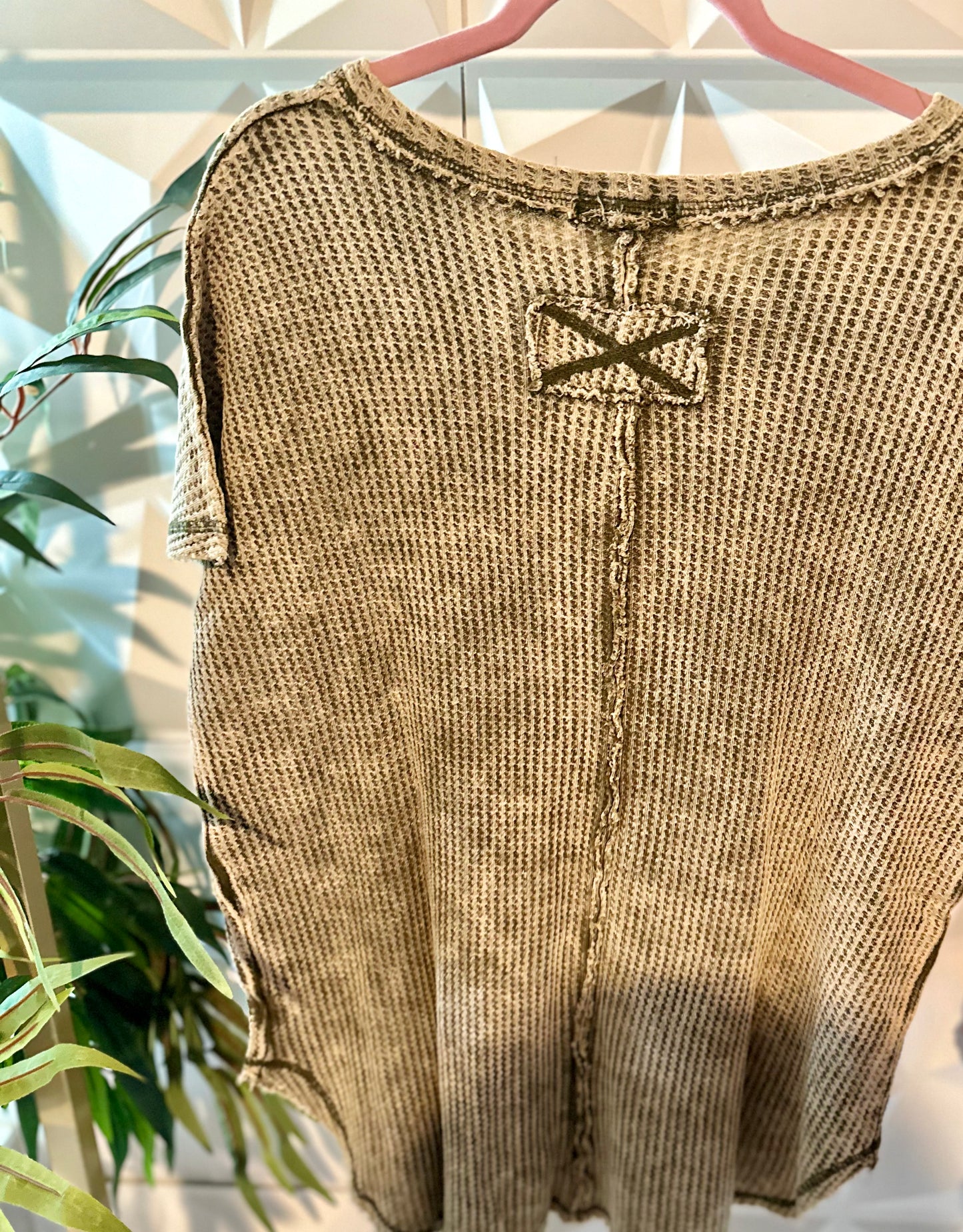 The Easy Vibe Waffle Tee - Olive