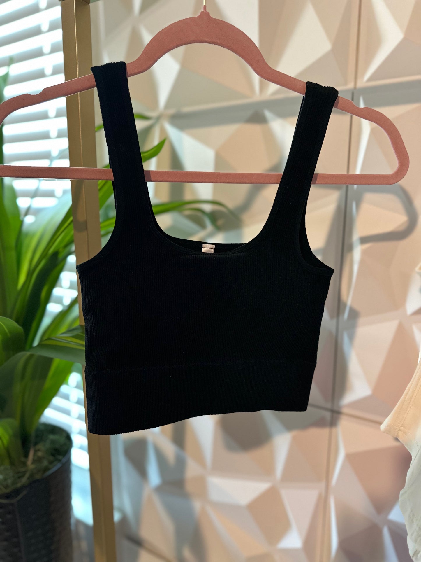 Square Neck Crop Tank - Black