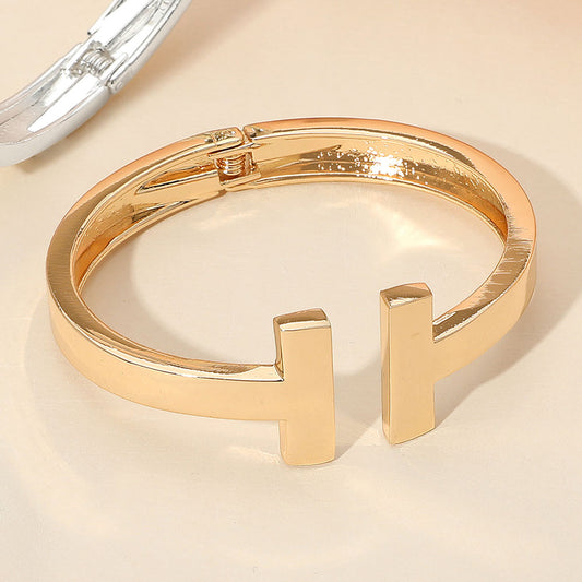 Gold Luxe Bangle